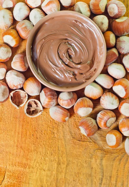 Creame with hazelnuts — Stock Photo, Image