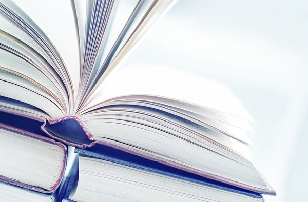 Открытые книги
