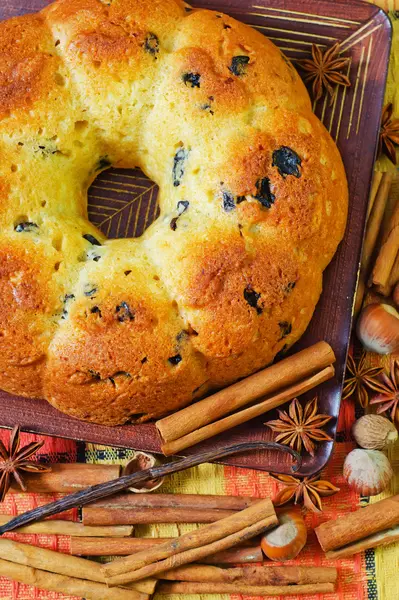 Cake on a plate — Stock Photo, Image