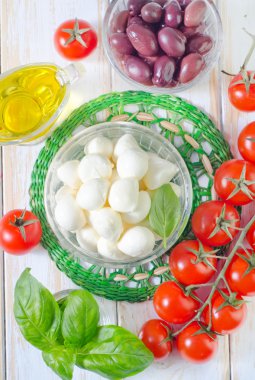 caprese için malzemeler