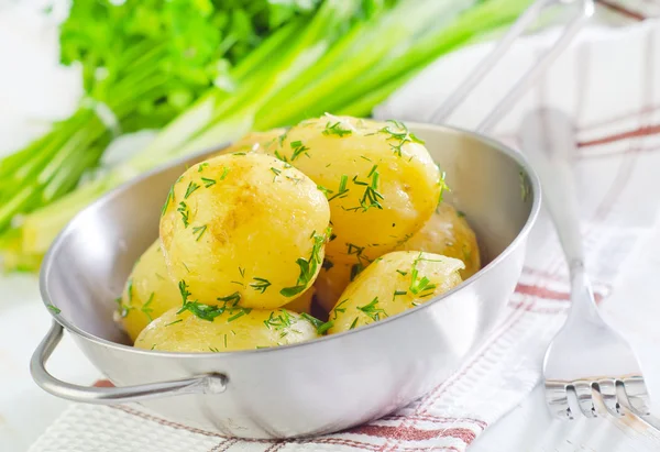 Вареный картофель — стоковое фото