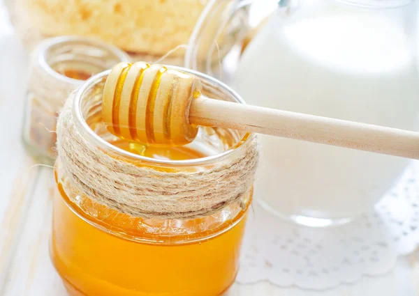 Honing, brood en melk — Stockfoto