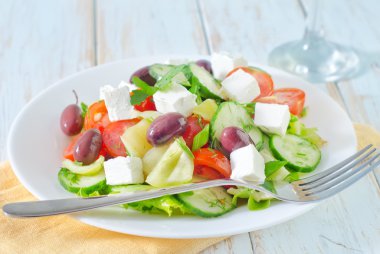 Yunan salatası
