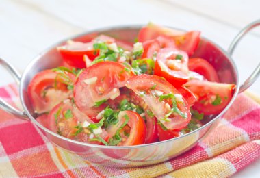 gelen domates salatası