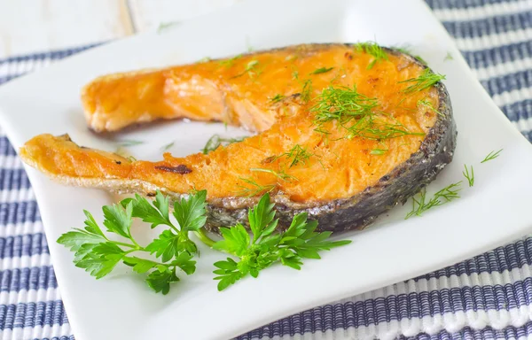 Fried salmon — Stock Photo, Image