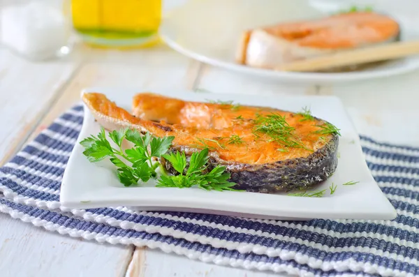 Fried salmon — Stock Photo, Image