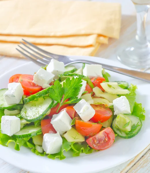 Yunan salatası