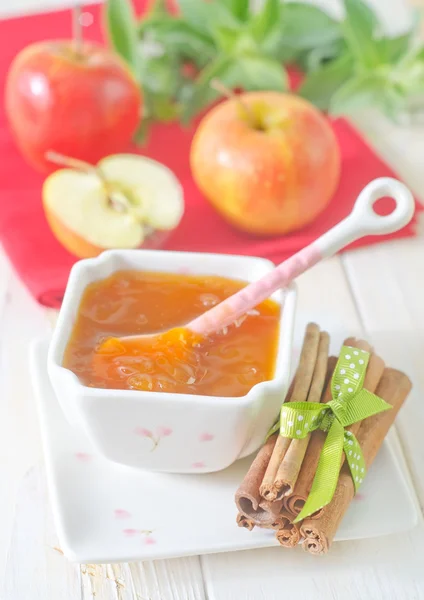 Mermelada y manzanas — Foto de Stock