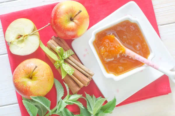 Reçel ve elma — Stok fotoğraf