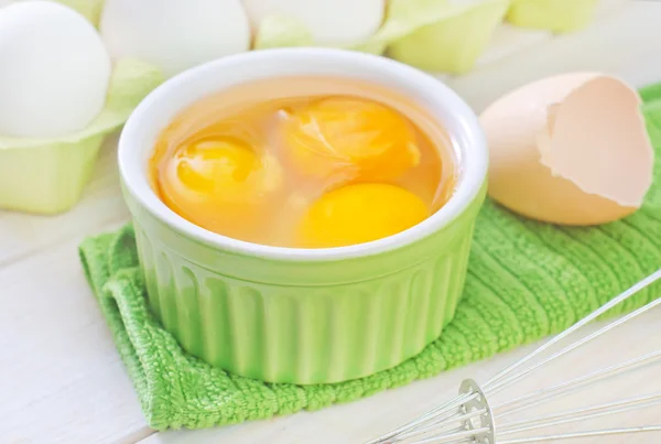 Raw eggs — Stock Photo, Image