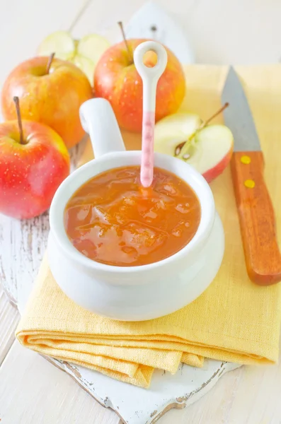 Apples and jam — Stock Photo, Image
