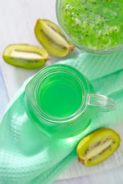 Kiwi drink — Stock Photo, Image