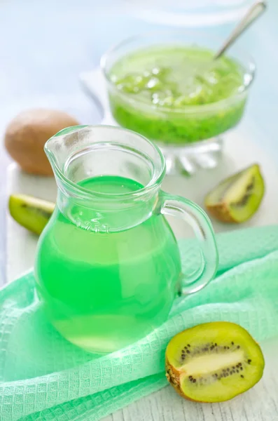 Kiwi drink — Stock Photo, Image