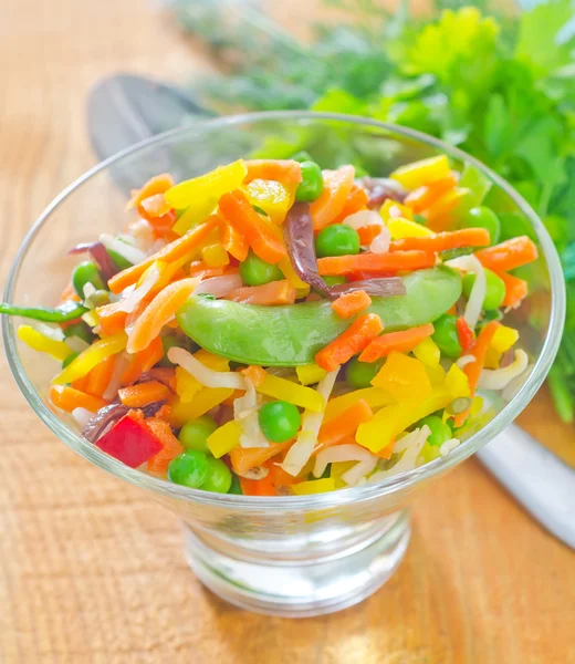 Mélanger les légumes — Photo