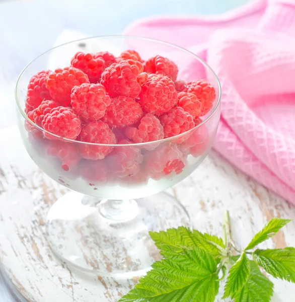 Fresh raspberry — Stock Photo, Image