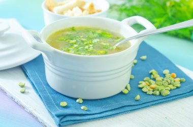 Bezelye çorbası