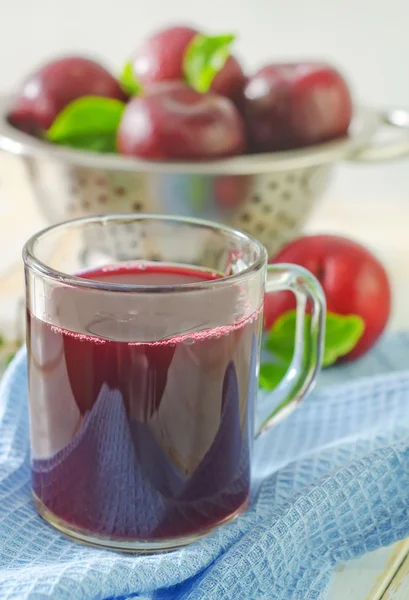 Plum juice — Stock Photo, Image