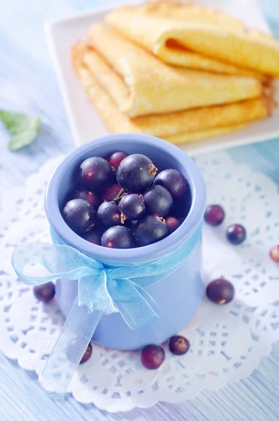 Black currant — Stock Photo, Image