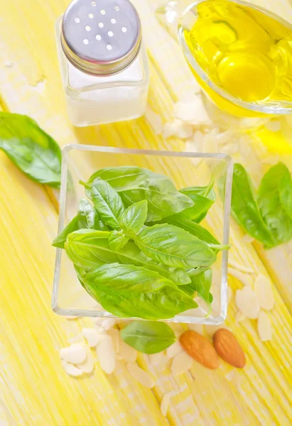Ingredients for pesto sauce — Stock Photo, Image