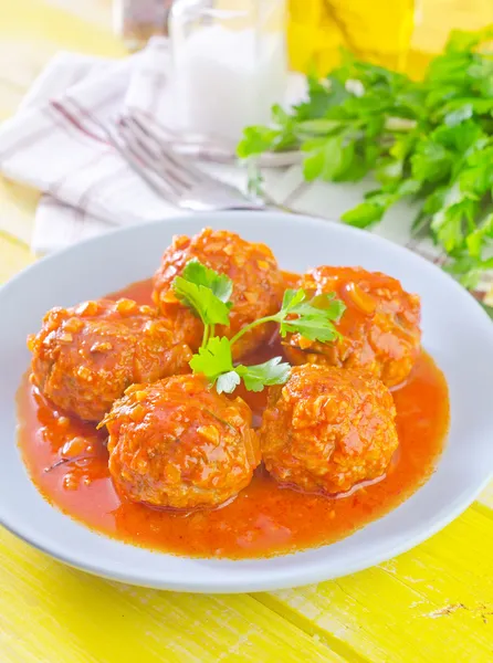 Meat balls with tomato sauce — Stock Photo, Image