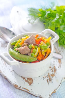 Etli fırında sebze