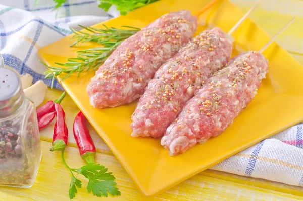 Raw kebab — Stock Photo, Image
