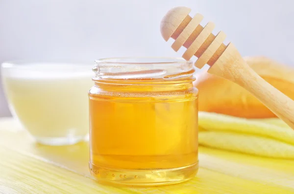 Honey,bread and milk — Stock Photo, Image