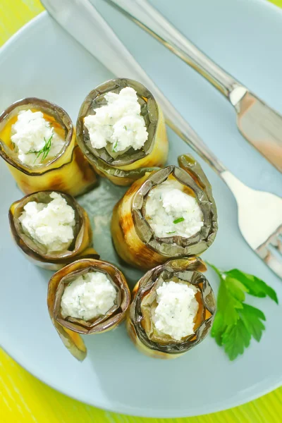 Eggplant rolls with cheese — Stock Photo, Image