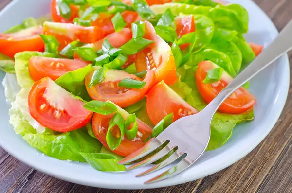 Salade met een plaat — Stockfoto