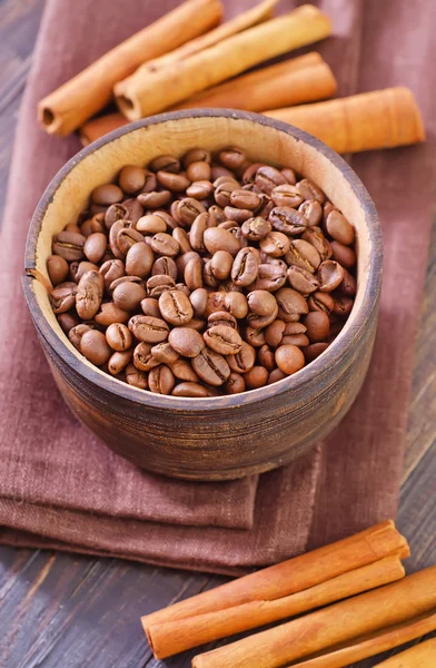 Coffee with cinnamon — Stock Photo, Image