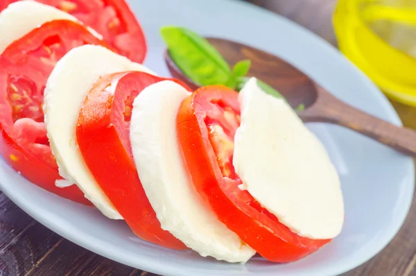 Mozzarella with tomato — Stock Photo, Image