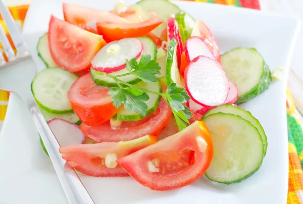 Fresh salad — Stock Photo, Image