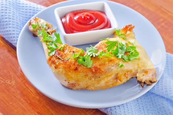 Fried chicken leg — Stock Photo, Image