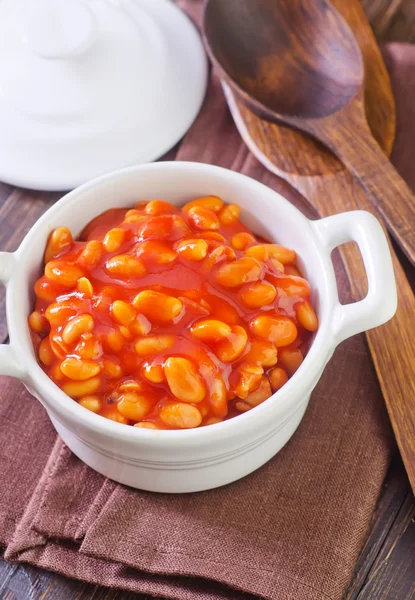 Witte bonen met tomatensaus — Stockfoto