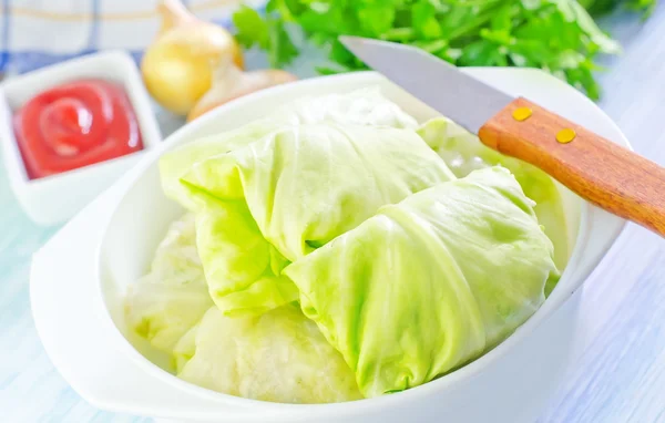 Cabbage leaf with meat — Stock Photo, Image