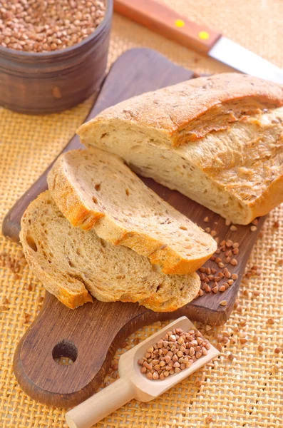 Frisches Brot — Stockfoto