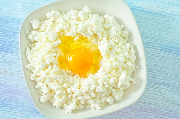 Cottage cheese and eggs — Stock Photo, Image