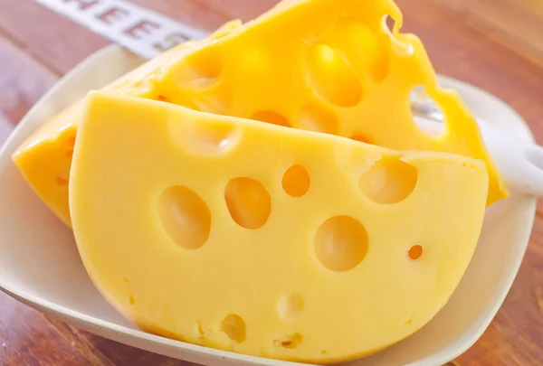 盘子里的奶酪 — 图库照片