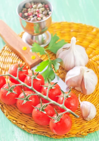 Tomate e alho — Fotografia de Stock