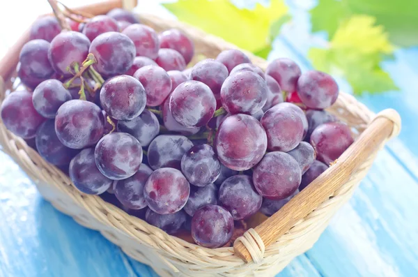Grape in a basket — Stock Photo, Image