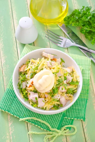 Salad with chicken — Stock Photo, Image