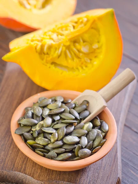 Pumpkin and seeds — Stock Photo, Image