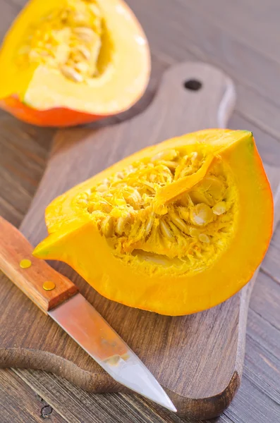 Calabaza en un tablero — Foto de Stock