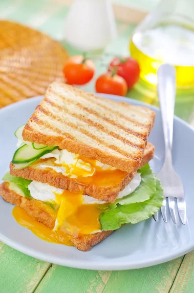 Egg with bread — Stock Photo, Image