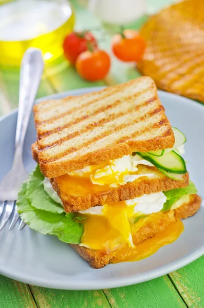 Egg with bread — Stock Photo, Image