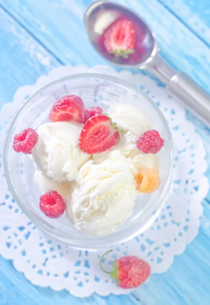 Ice cream — Stock Photo, Image