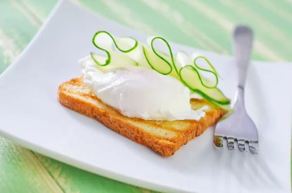 Toast med ägg — Stockfoto