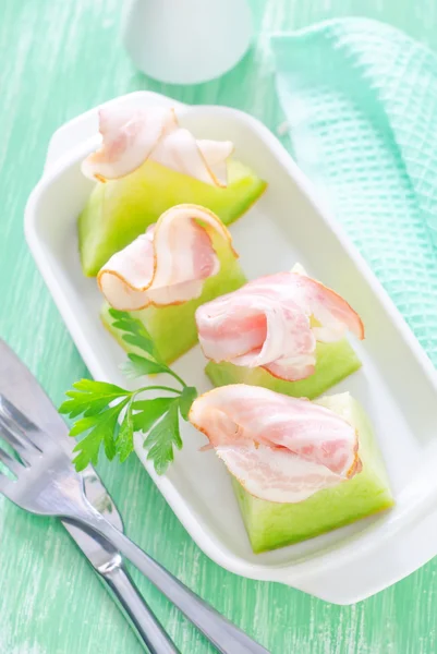 Ham and melon — Stock Photo, Image