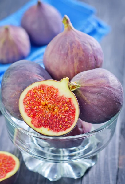 Figs in a bowl — Stock Photo, Image