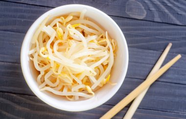 bir kasede lahanası